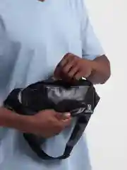 Черный сумка на пояс