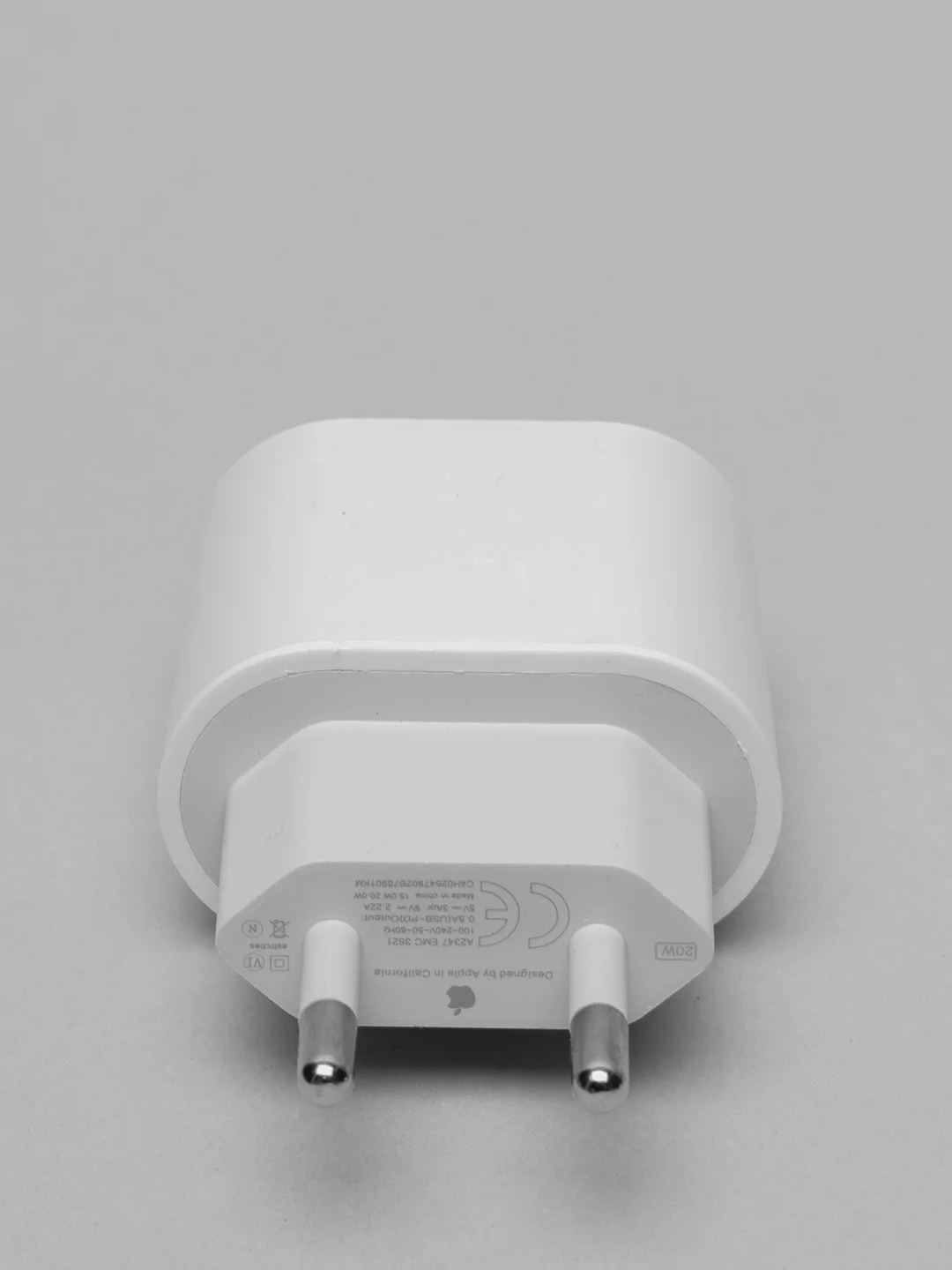Сетевое зарядное устройство USB-C Power Adapter, 20W
