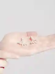 Женские серьги капли со стразами