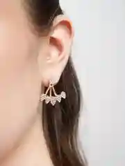 Женские серьги капли со стразами