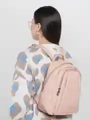 Розовый рюкзак женский из экокожи