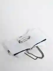 Белый текстильная брошь