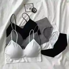 Комплект нижнего белья, топ и трусики