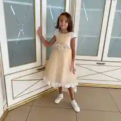 Платье для девочки со шлейфом, бежевое
