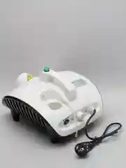 Белый генератор сухого тумана