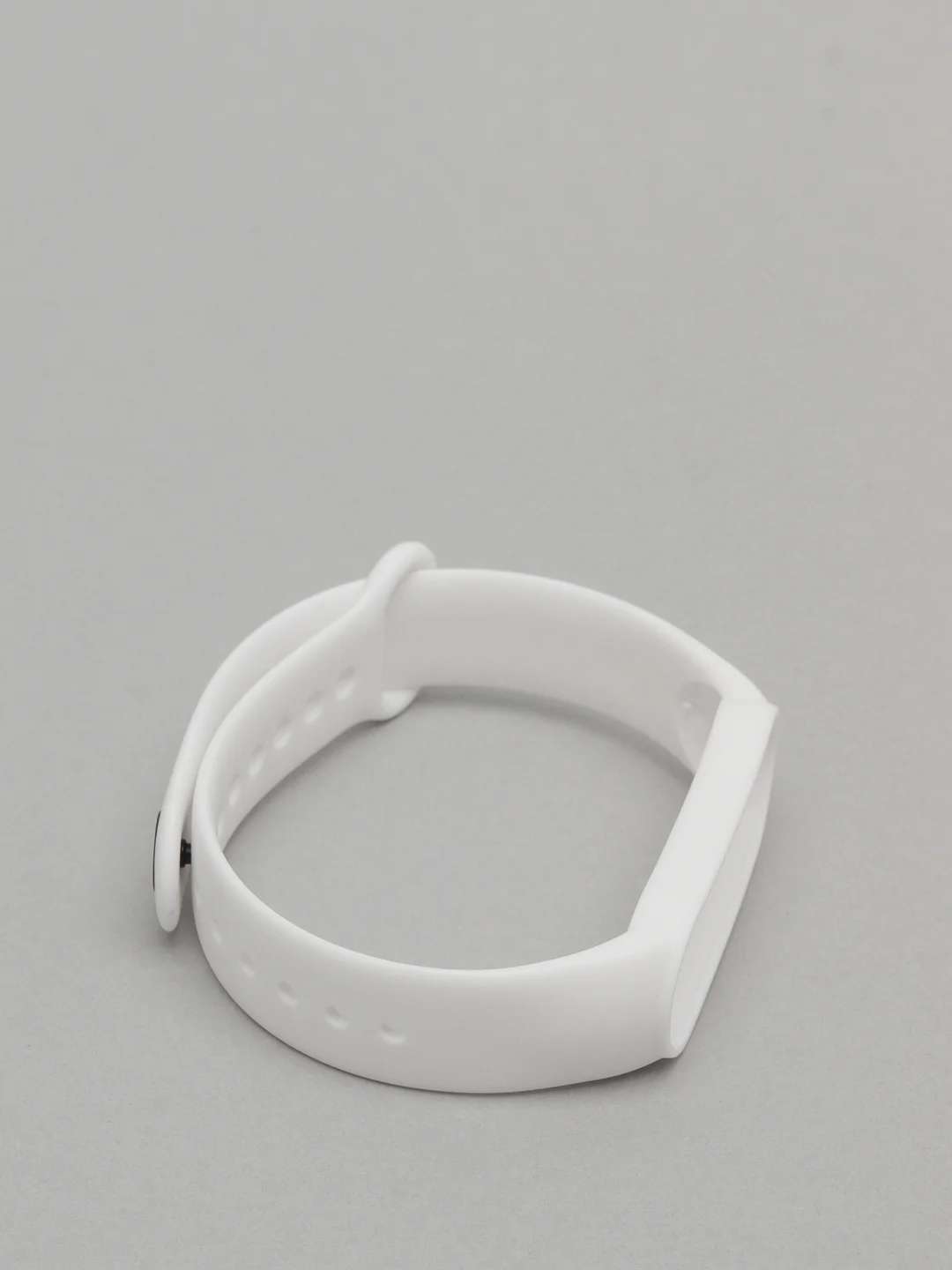 Белый ремешок для Xiaomi Mi Band 5/Mi Band 6, силиконовый