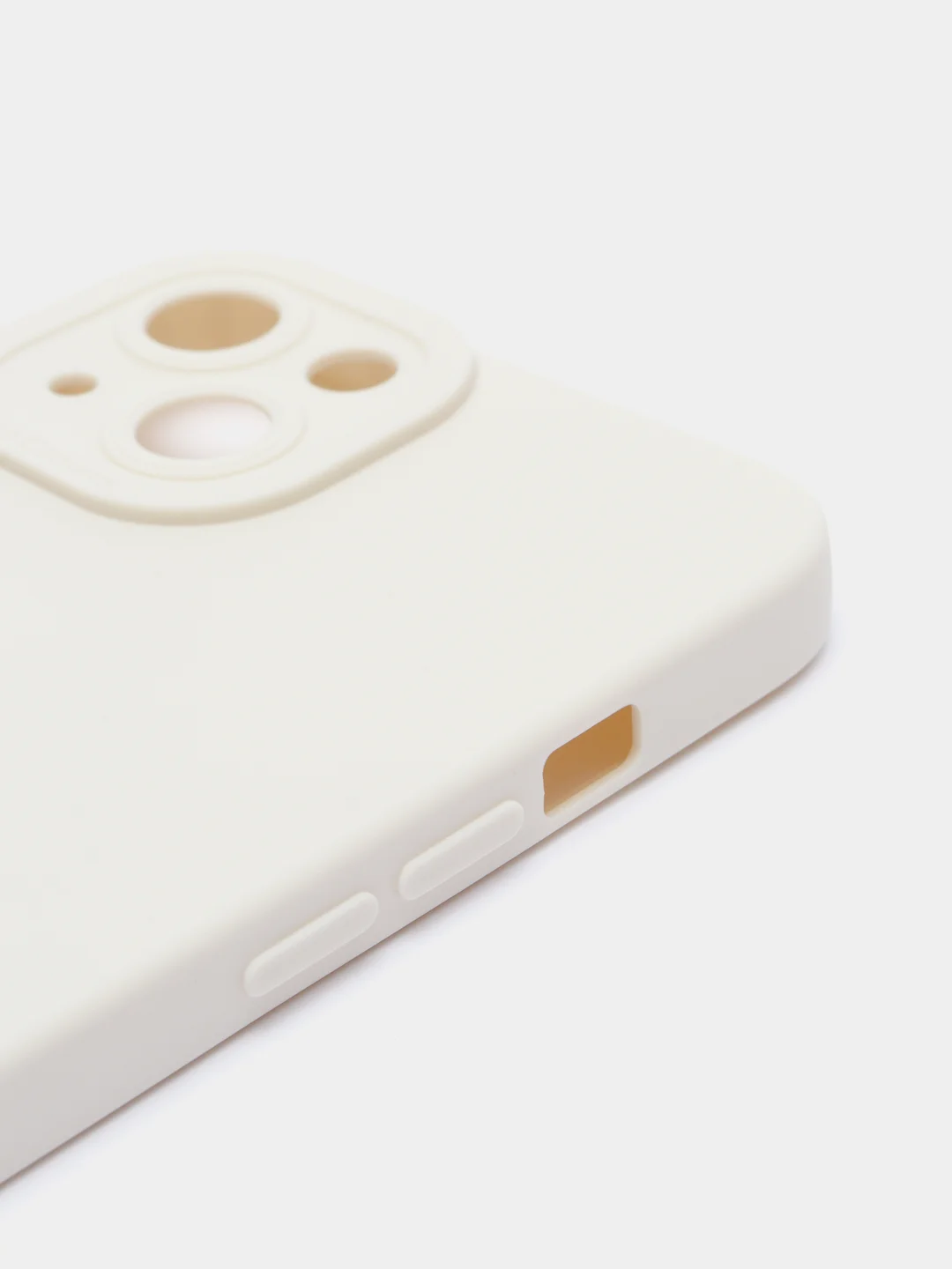 Бежевый силиконовый чехол для iPhone 13