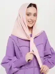 Розовый платок женский, весенний