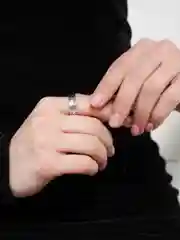 Кольцо женское с бабочками