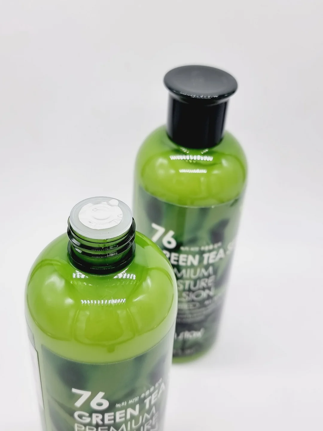 Эмульсия увлажняющая с семенами зеленого чая FARMSTAY Green Tea Premium Emulsion, 350 мл