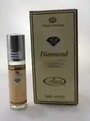 Бордовый ароматные духи