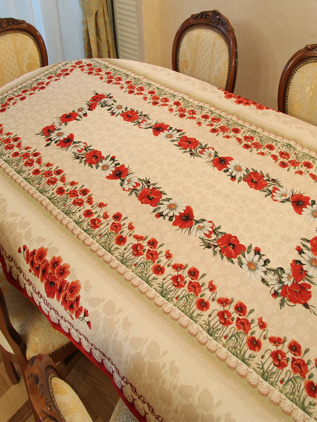 Скатерть на стол "Маки и ромашки", 135 х 175 см