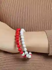 Красный двойной браслет из натуральных камней