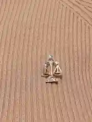 Брошь знаки зодиака металлическая