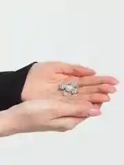 Серебряный брошь с жемчугом "Бабочка", "Бант", "Лист", "Стрекоза"