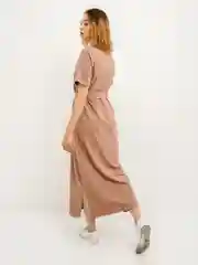 Платье с поясом