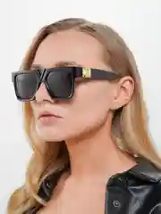 Черный солнцезащитные очки