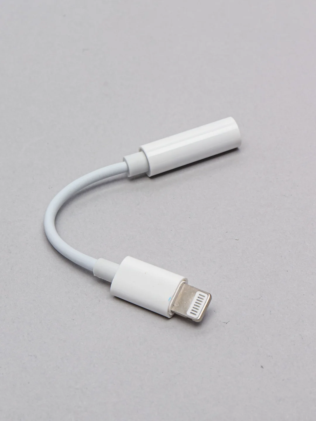 Переходник для наушников lightning-3.5mm