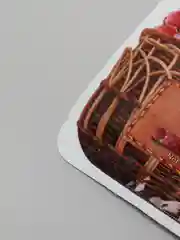 Фуксия увлажняющая тканевая маска для лица