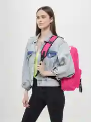 Розовый рюкзак для ноутбука