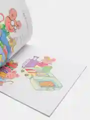 Книга "Первые истории" на английском и китайском языке и видео