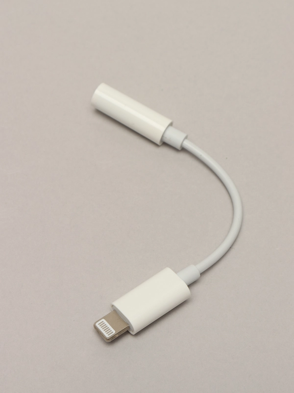 Адаптер для iPhone Lightning-AUX, 3.5 мм