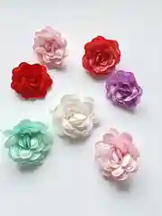 Цветок из ткани. Декоративный элемент