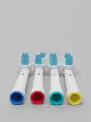 Сменные насадки средней жесткости для электрической зубной щетки Oral-B орал би 4 шт