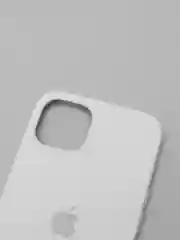 Белый чехол Silicone Case для iPhone 13 с закрытым низом