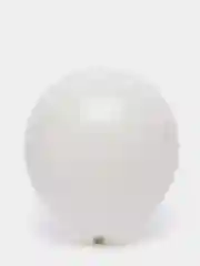 Белый воздушный шар