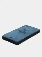 Синий дизайнерский чехол на iPhone с оленем