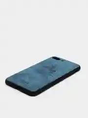 Синий дизайнерский чехол на iPhone с конем