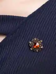 Карамельный брошь на одежду "Fashion Jewerly" / значек на одежду