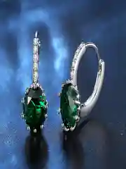 Зеленый серьги гвоздики / Серьги из циркона / Серьги кольца / Серьги золотые