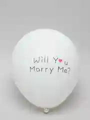 Молочный воздушный шар латексный Я тебя люблю