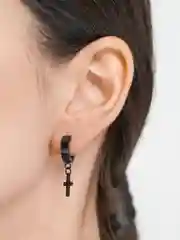 Черный серьги с подвеской "Крест"