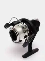 Черный катушка безынерционная  с леской