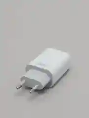 Белый сетевое зарядное устройство 3А 1USB, 18Вт, QC 3.0 L85