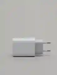 Белый сетевое зарядное устройство 3А 1USB, 18Вт, QC 3.0 L85