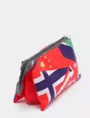 Красный пенал