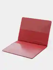 Красный обложка на паспорт