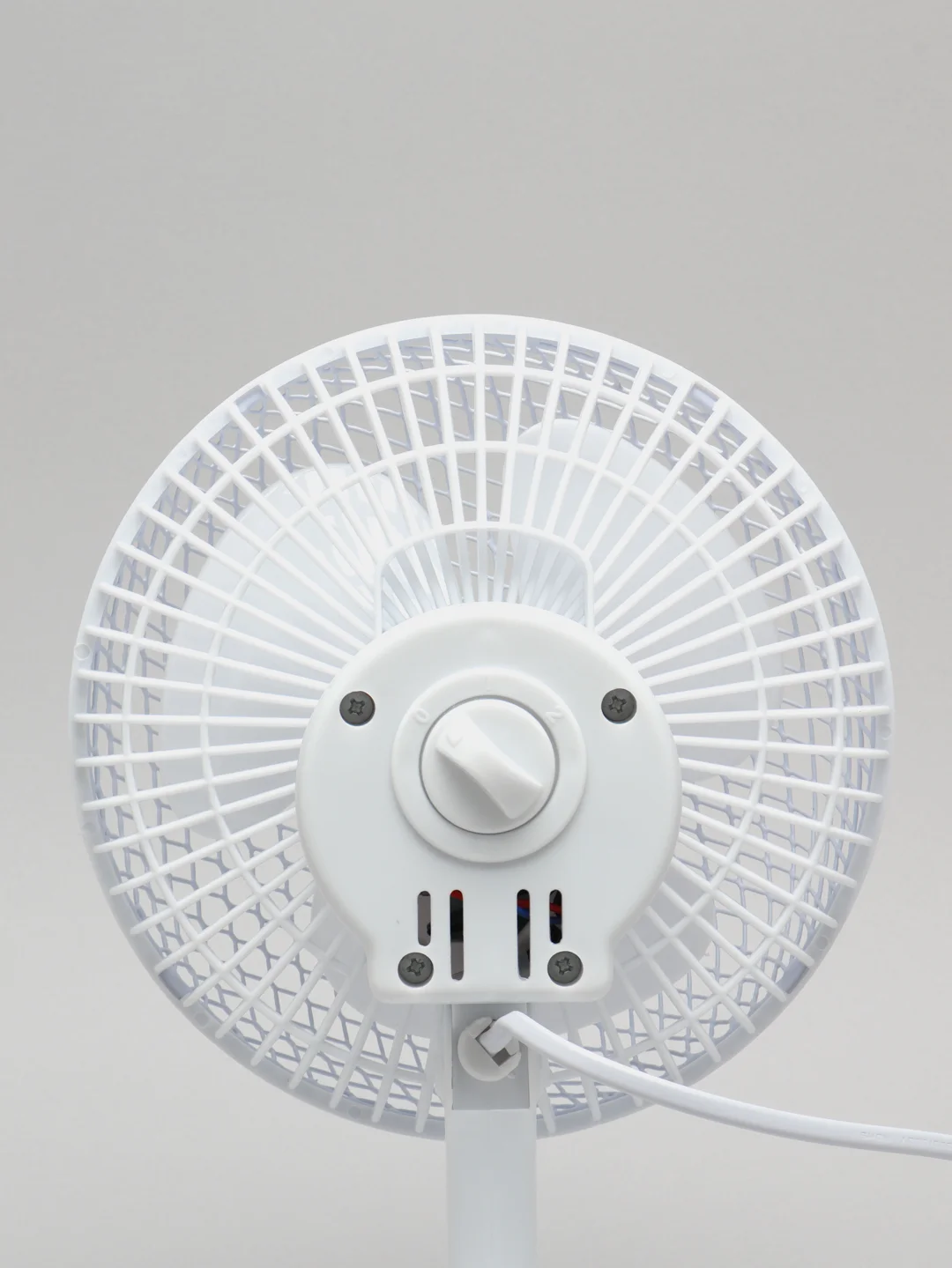 Вентилятор настольный Centek CT-5003 White, на клипсе, 20 Вт
