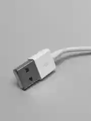 USB кабель Apple:  IPhone /  AirPods / IPad -   Lightning