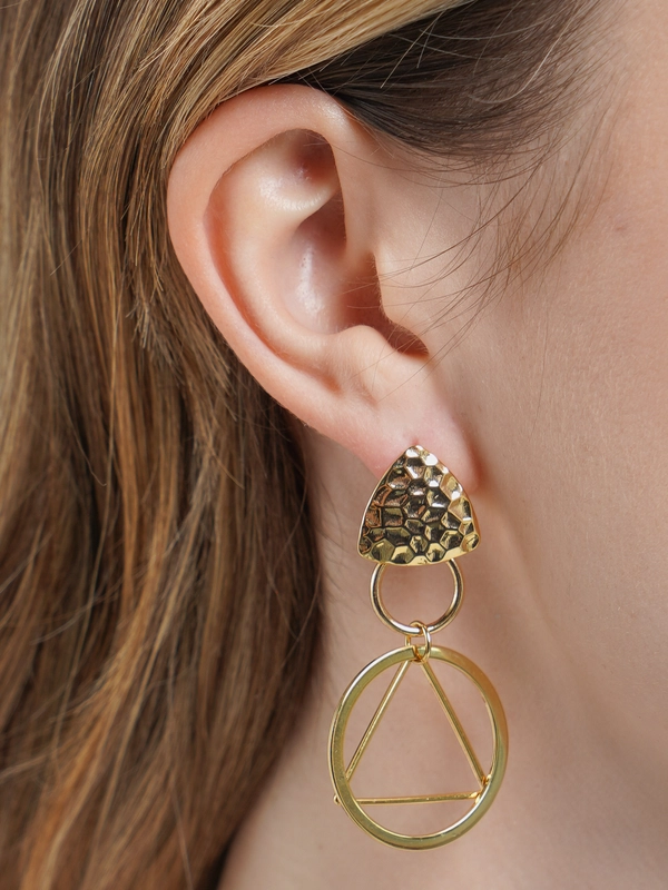 Асимметричные серьги гвоздики Mila Jewelry, позолота, ручной работы