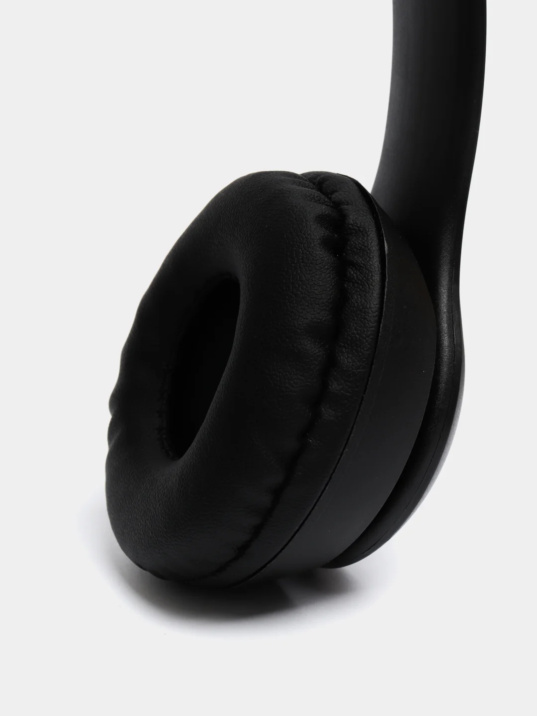 Черный беспроводные наушники P47 Wireless Bluetooth & AUX