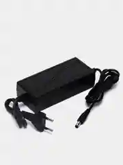 Блок питания  12В, 5А, 60Вт (12V, 5A, 60W) адаптер питания 12V, зарядник  для видеосвета