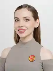 Коралловый значок "На 9 Мая"