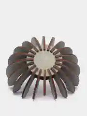 Серый деревянный подсвечник