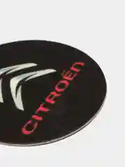 Ароматизатор с логотипом автомобиля
