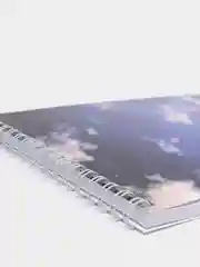 Алый блокнот с принтом по мотивам аниме "Сатана на подработке"